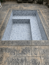 Load image into Gallery viewer, Fluid Float Montage Tub